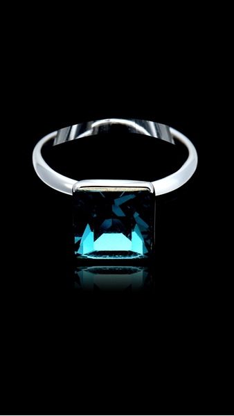 Picture of Mainstream Of  Platinum Plated Swarovski Element Fashion Rings