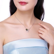 Picture of Eye-Catching Platinum Plated Small Pendant Necklace with Member Discount