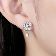 Picture of Fashion Platinum Plated Drop & Dangle Earrings at Super Low Price