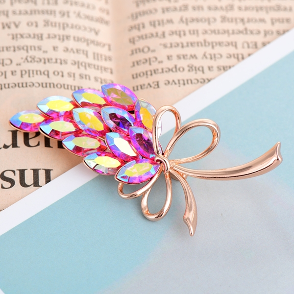 Picture of Top Artificial Crystal Zinc Alloy Brooche
