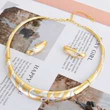 Show details for Dubai Zinc Alloy Necklace and Earring Set with Beautiful Craftmanship