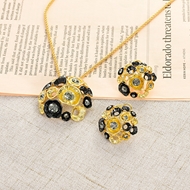 Picture of Bulk Gold Plated Dubai Necklace and Earring Set Wholesale Price