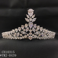 Show details for Nice Cubic Zirconia White Crown