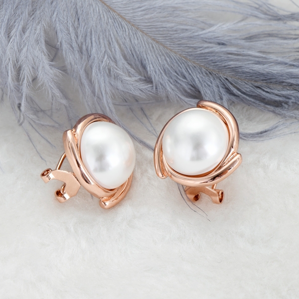 Picture of Classic Rose Gold Plated Stud Earrings with Fast Shipping