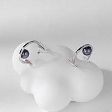 Show details for Chic Zinc Alloy Platinum Plated Stud Earrings Factory Direct