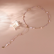 Picture of Attractive Gold Plated fresh water pearl Frame Chain For Your Occasions