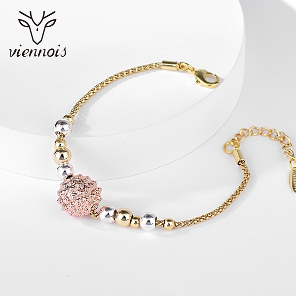Picture of Sparkling Medium Artificial Crystal Fashion Bracelet