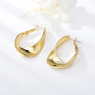 Picture of Dubai Zinc Alloy Small Hoop Earrings with Fast Shipping
