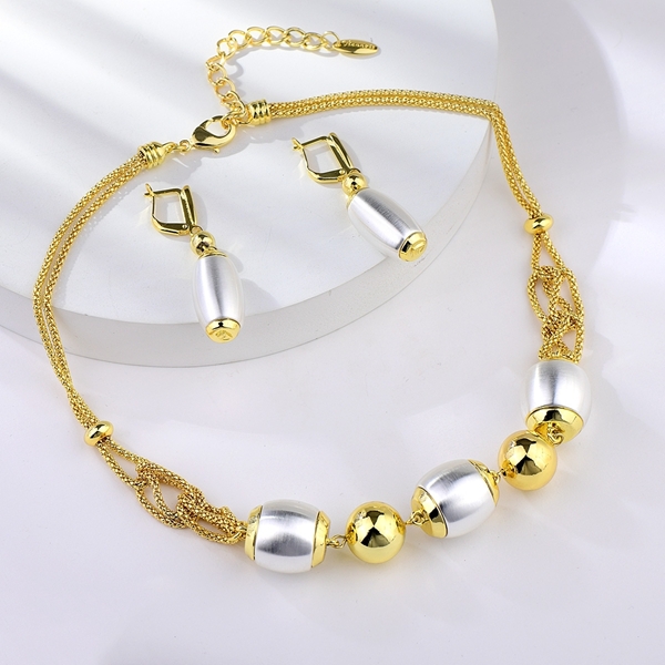 Picture of Popular Big Dubai Necklace and Earring Set