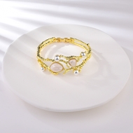 Picture of Reasonably Priced Gold Plated Big Fashion Bangle with Low Cost