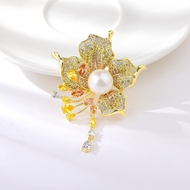 Picture of New Cubic Zirconia White Brooche