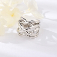 Picture of Dubai Zinc Alloy Fashion Ring with Full Guarantee