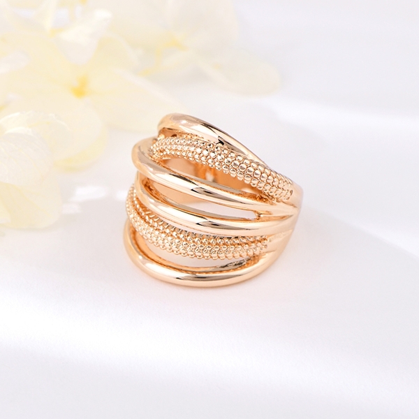 Picture of Attractive Rose Gold Plated Dubai Fashion Ring For Your Occasions