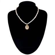 Picture of Fashion Artificial Pearl Classic Short Chain Necklace