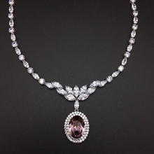 Show details for Popular Swarovski Element Zinc Alloy Short Chain Necklace