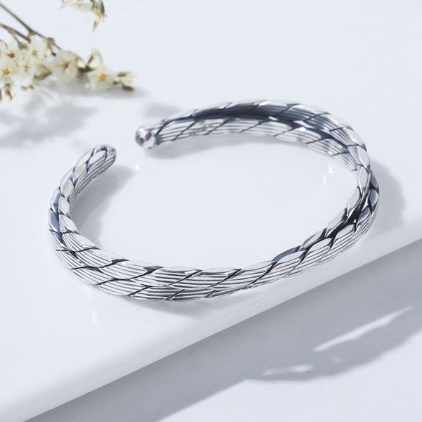 Picture of New Small 999 Sterling Silver Fashion Bangle