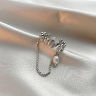 Picture of Charming White Artificial Pearl Adjustable Ring As a Gift