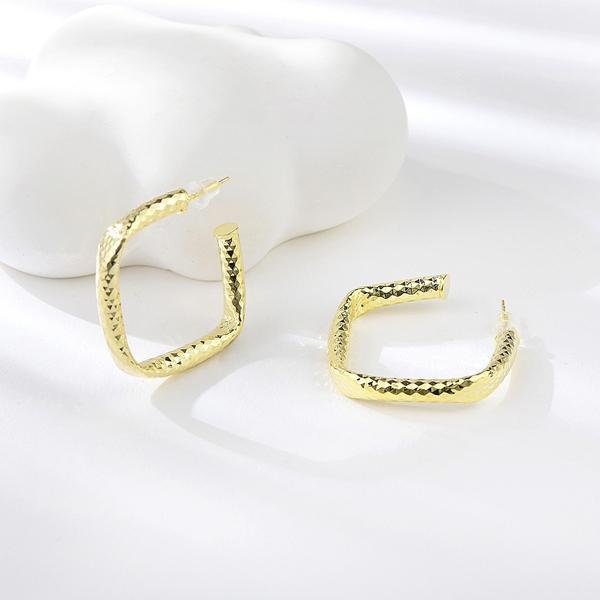 Inexpensive hot sale stud earrings