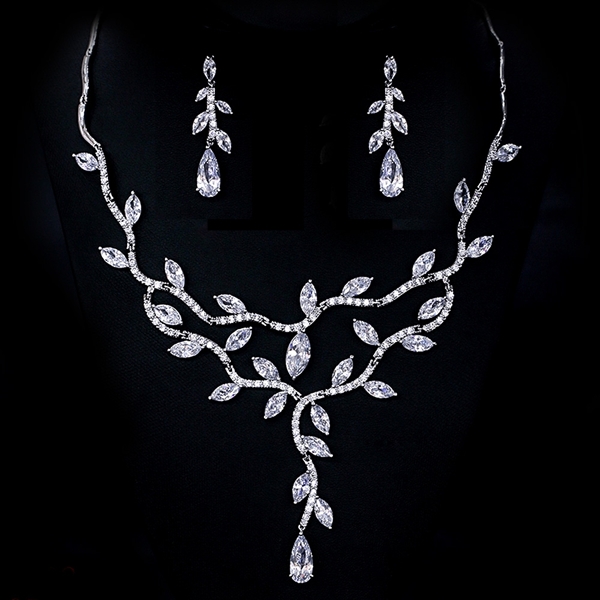 Picture of Delicate Cubic Zirconia Platinum Plated 2 Piece Jewelry Set
