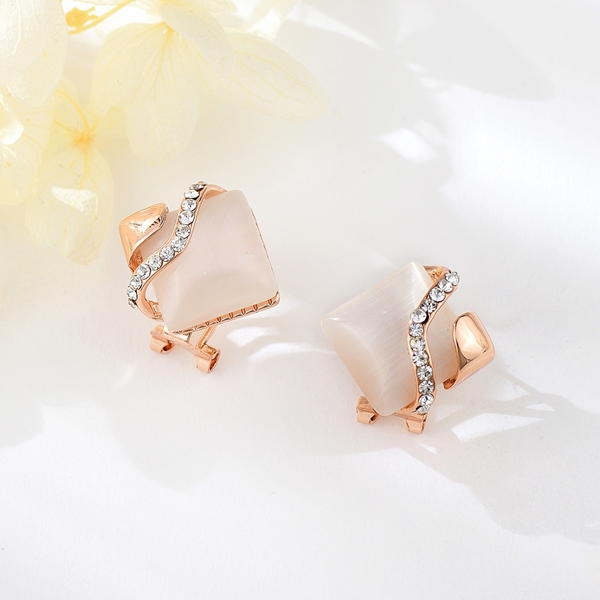 Picture of Opal Small Stud Earrings for Female