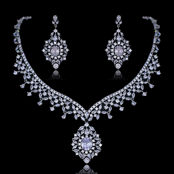 Picture of Impressive White Platinum Plated 2 Piece Jewelry Set with Low MOQ