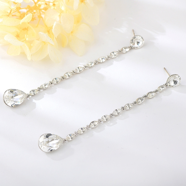 Picture of Most Popular Swarovski Element Platinum Plated Hoop Earrings