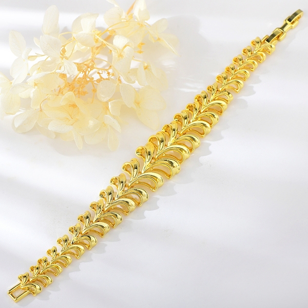 Picture of New Season Gold Plated Dubai Fashion Bracelet with SGS/ISO Certification