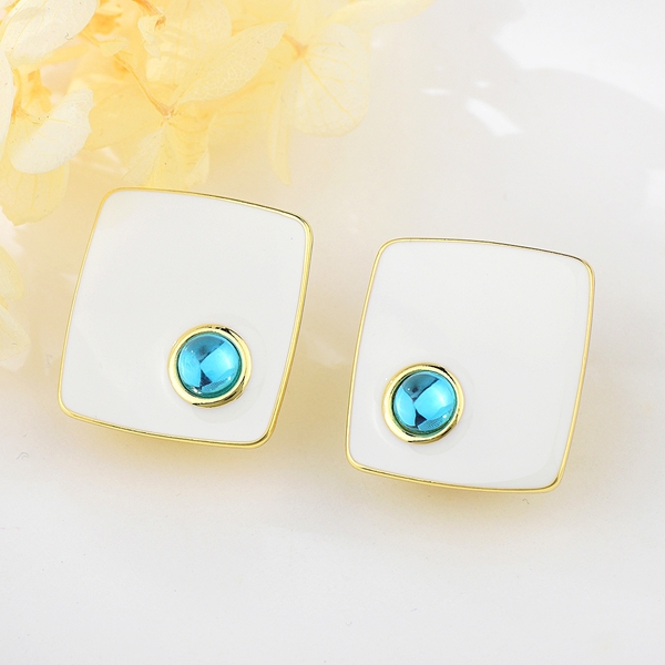 Picture of Buy Gold Plated Zinc Alloy Stud Earrings with Wow Elements
