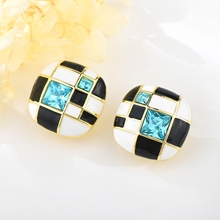 Show details for Fashionable Medium Classic Stud Earrings