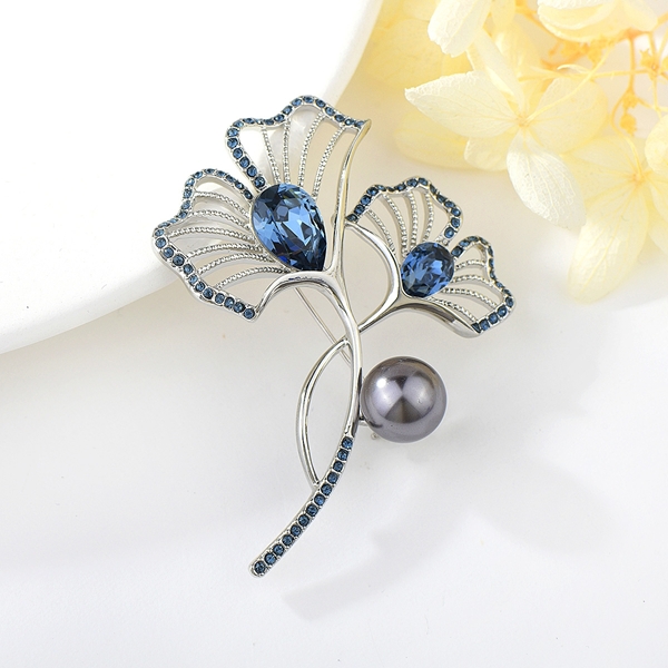 Picture of Big Flower Brooche with SGS/ISO Certification