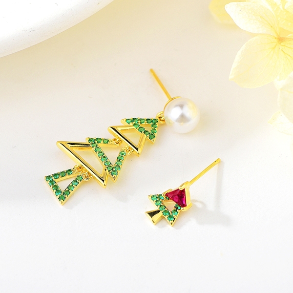Picture of Unusual Small Green Dangle Earrings