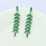 Picture of Leaf Platinum Plated Dangle Earrings with 3~7 Day Delivery
