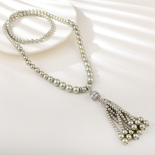 Picture of Classic Cubic Zirconia Y Necklace in Flattering Style