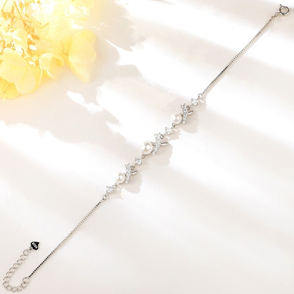 Picture of Fashion Cubic Zirconia 925 Sterling Silver Fashion Bracelet