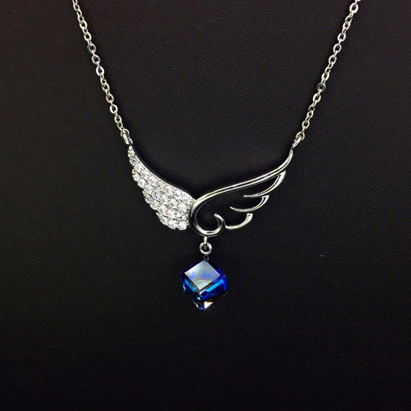Picture of Latest Wing Holiday Pendant Necklace