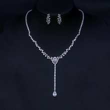 Show details for Top Flowers & Plants White 2 Piece Jewelry Set