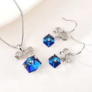 Show details for Filigree Geometric Party 2 Piece Jewelry Set