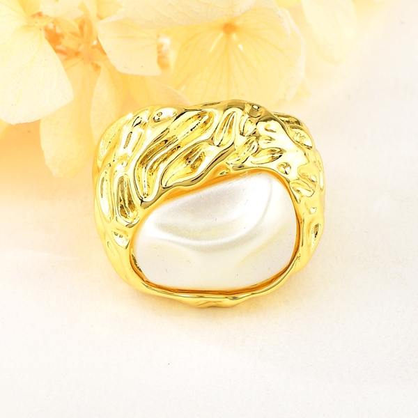 Picture of New Artificial Pearl Zinc Alloy Fashion Ring