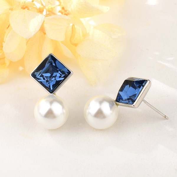Picture of Party Geometric Dangle Earrings Online Only