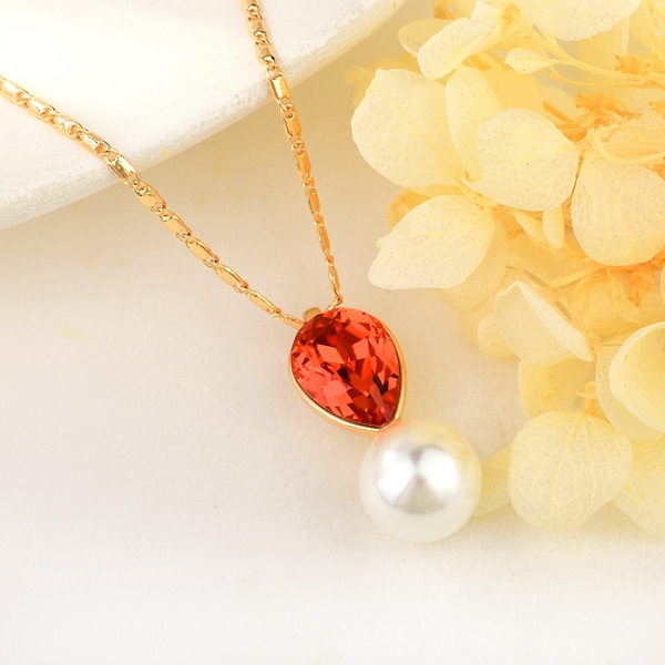 Picture of Good Swarovski Element Red Pendant Necklace
